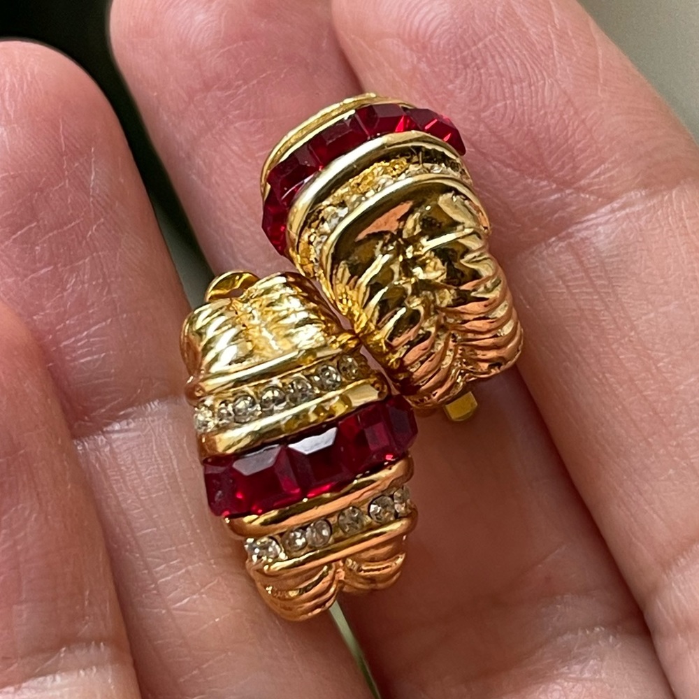 Ruby Red Pave Set Crystal Gold Tone Clip On Earri… - image 6